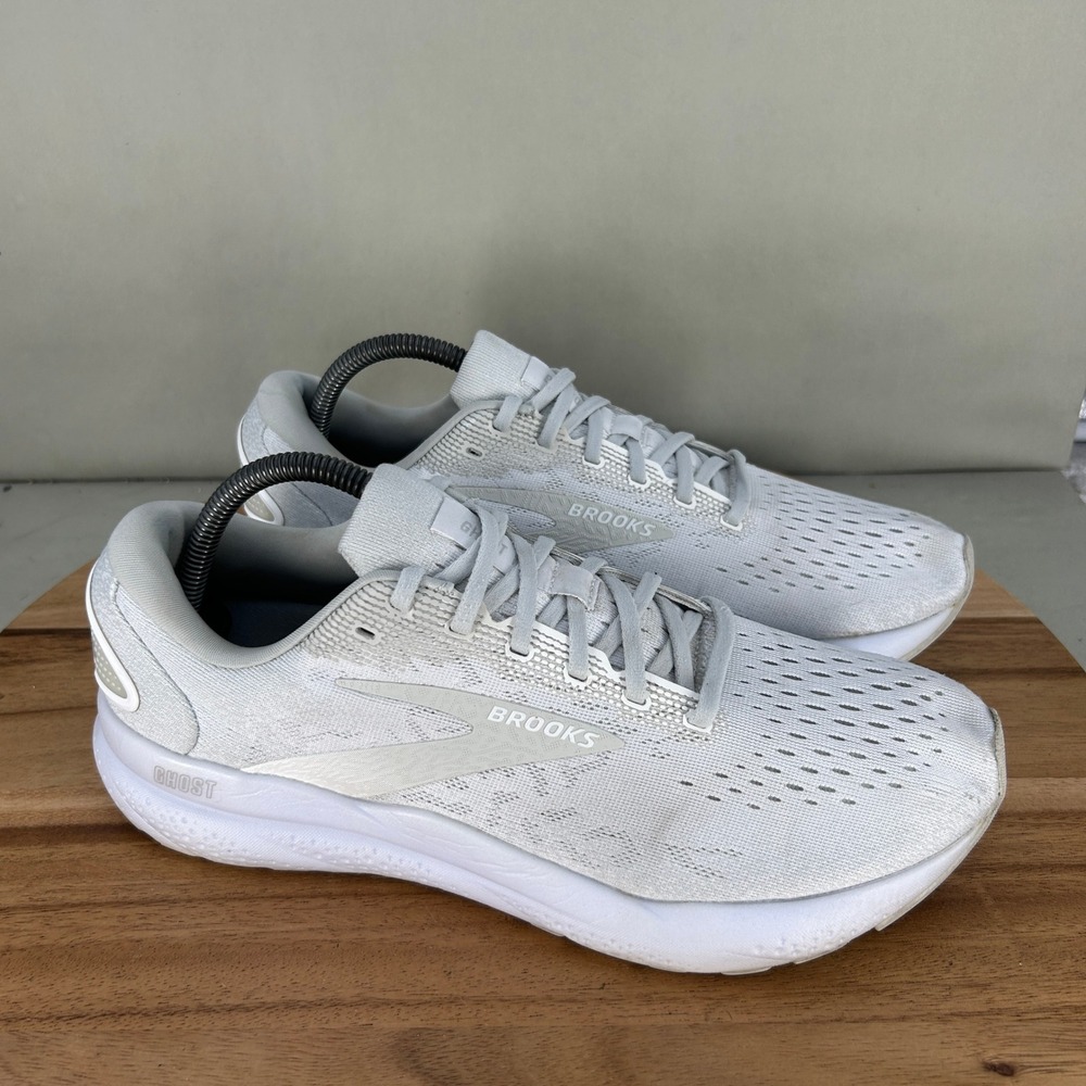 Brooks Ghost 15 Womens Running Shoes Light Grey White 1204071B151 Size 11 B